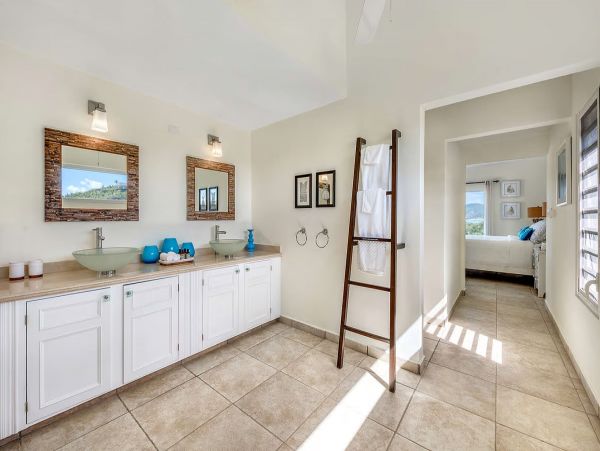Saint Martin Breathtaking Villa on a Cliff with Pool & Impeccable Ocean Views