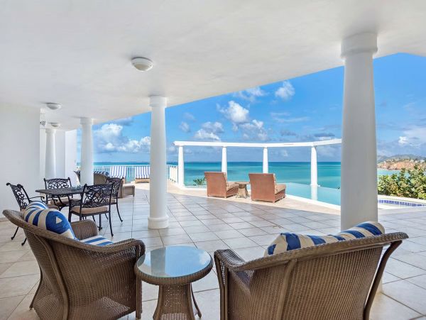 Saint Martin Breathtaking Villa on a Cliff with Pool & Impeccable Ocean Views