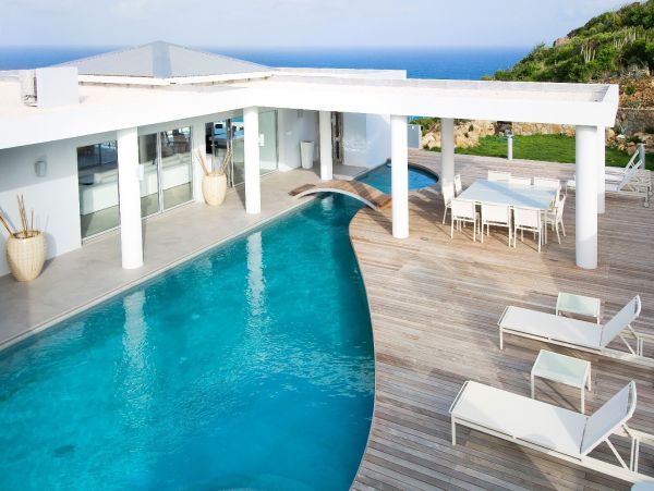 Saint Maarten Vacation Home Four Bedroom Walk to Beach