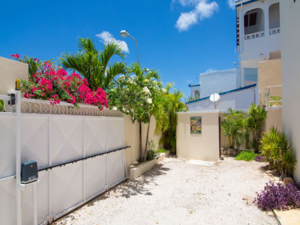 Gorgeous Villa with Amazing Views in Saint Martin