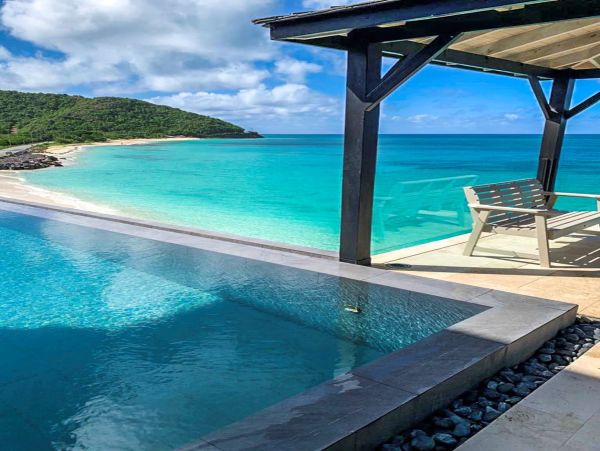 Antigua Barbuda Home 1003066