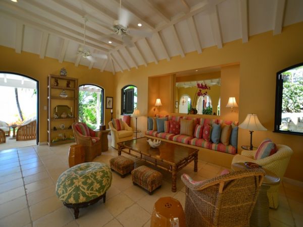 Antigua Barbuda Home 1003067