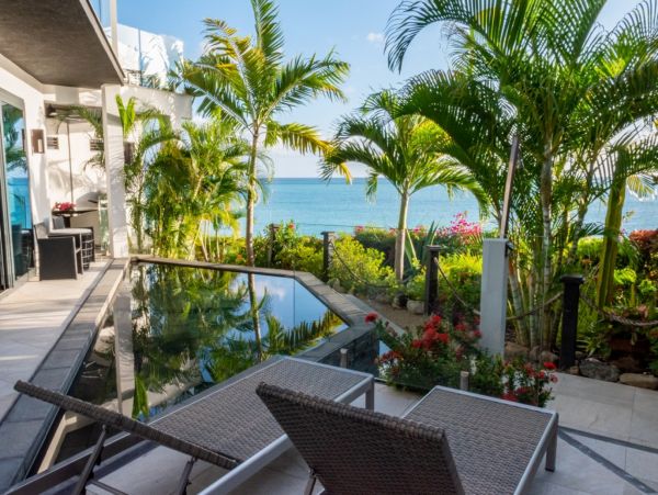 Antigua Barbuda Home 1003070