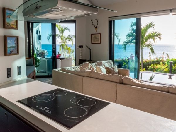 Antigua Barbuda Home 1003070