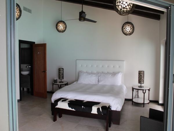 Antigua Barbuda Home 1003070