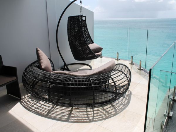 Antigua Barbuda Home 1003070