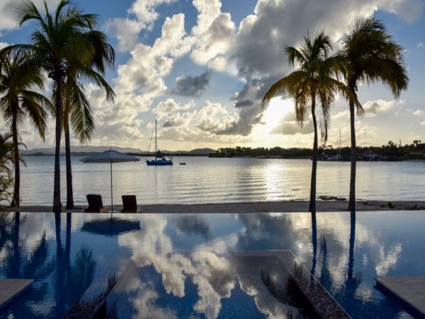 Antigua Barbuda Home 1003071