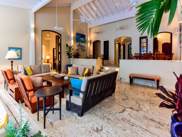Antigua Barbuda Home 1003071