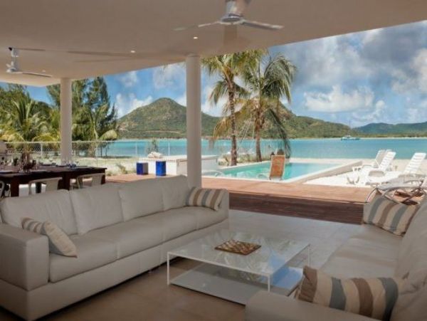 Antigua Barbuda Home 1003072