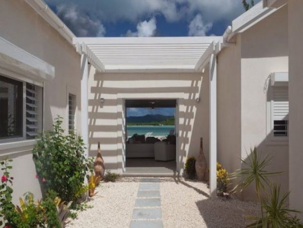 Antigua Barbuda Home 1003072