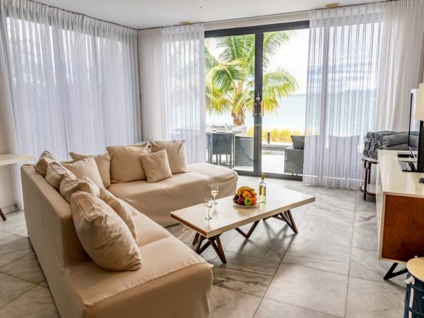 Antigua Barbuda Home 1003073