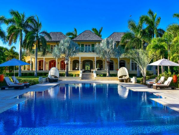 Antigua Barbuda Home 1003074