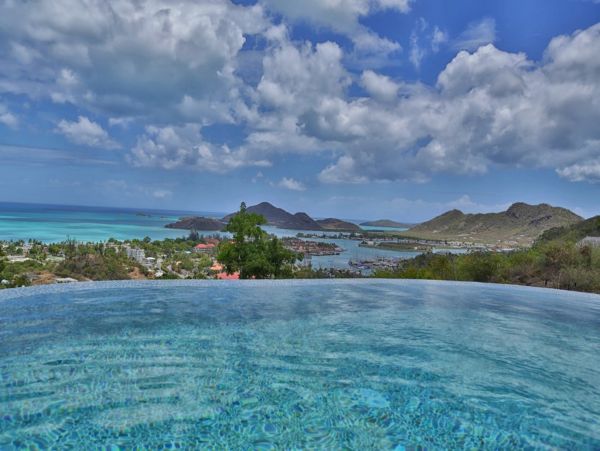 Antigua Barbuda Home 1003075