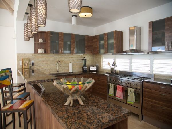 Antigua Barbuda Home 1003075