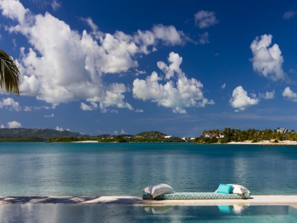 Antigua Barbuda Home 1003076