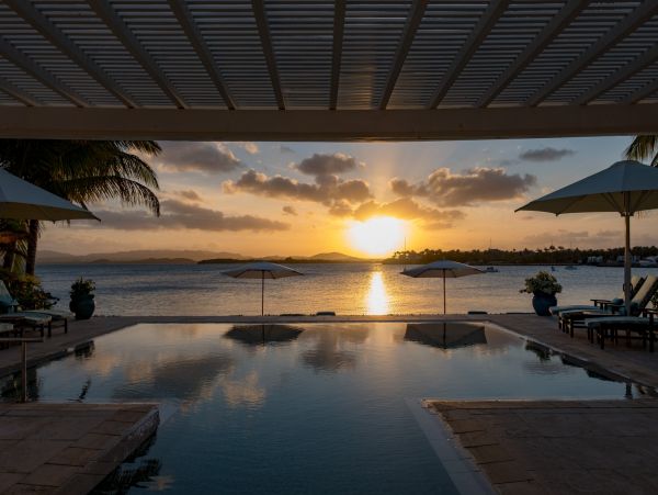 Antigua Barbuda Home 1003076