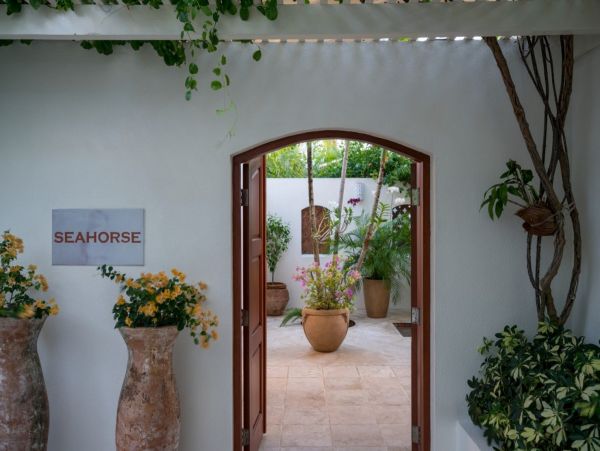 Antigua Barbuda Home 1003076