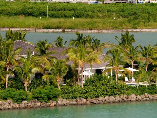 Antigua Barbuda Home 1003077