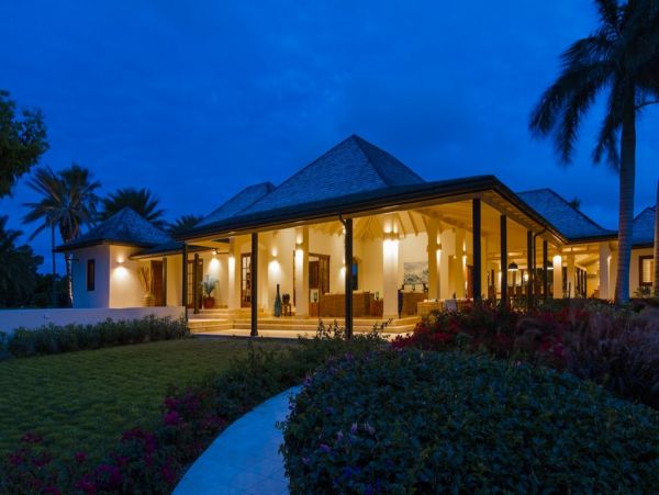 Antigua Barbuda Home 1003080
