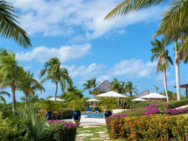Antigua Barbuda Home 1003080