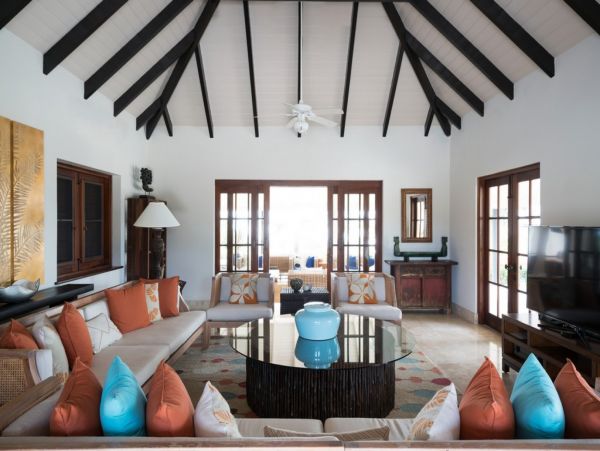 Antigua Barbuda Home 1003080