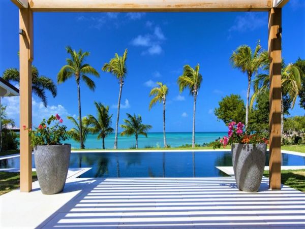 Antigua Barbuda Home 1003081