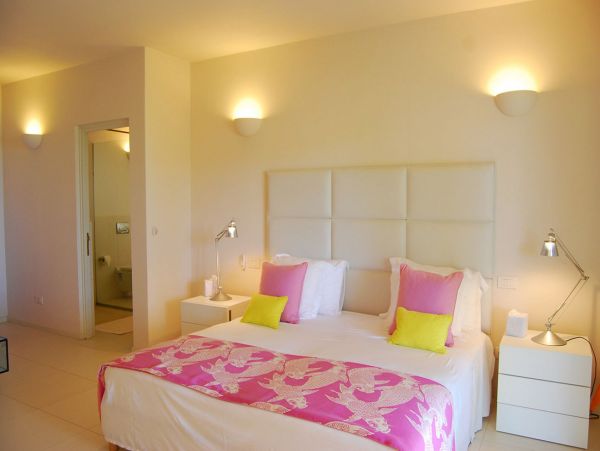 Antigua Barbuda Home 1003082