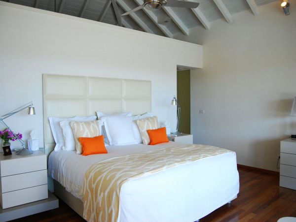 Antigua Barbuda Home 1003082