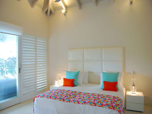 Antigua Barbuda Home 1003082