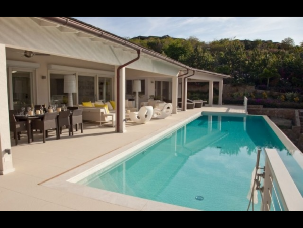 Antigua Barbuda Home 1003082