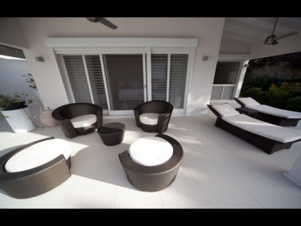 Antigua Barbuda Home 1003082