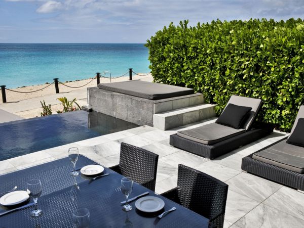 Antigua Barbuda Home 1003083