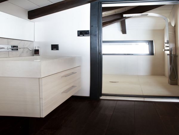 Antigua Barbuda Home 1003083