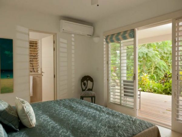 Antigua Barbuda Home 1003084