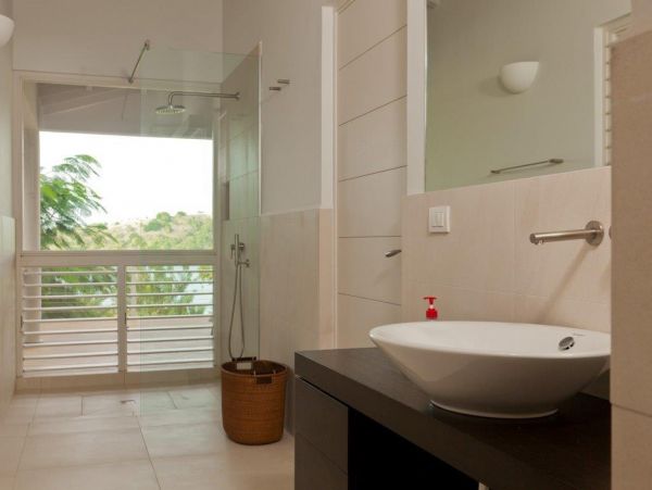 Antigua Barbuda Home 1003084