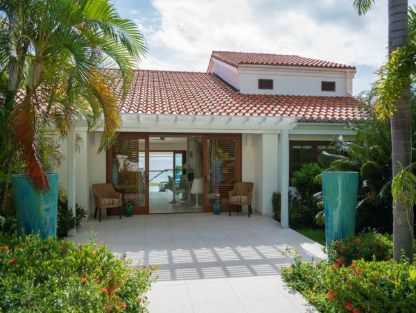 Antigua Barbuda Home 1003085