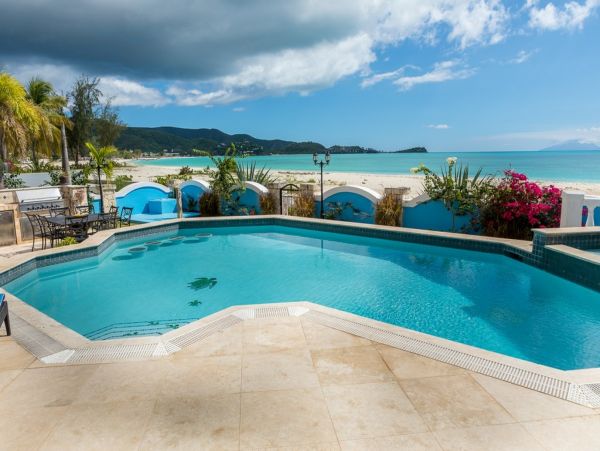 Antigua Barbuda Home 1003086