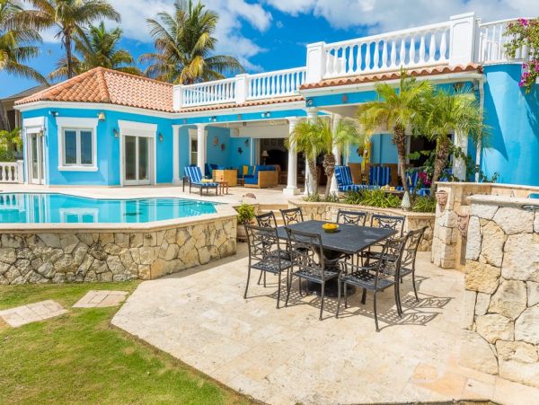 Antigua Barbuda Home 1003086