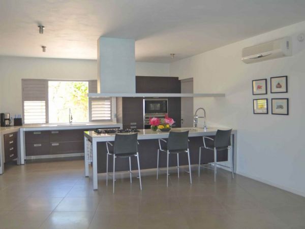 Antigua Barbuda Home 1003087