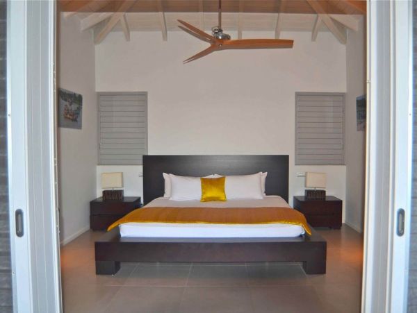 Antigua Barbuda Home 1003087