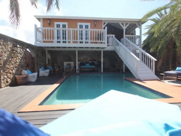 Antigua Barbuda Home 1003088