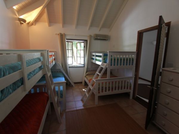 Antigua Barbuda Home 1003088