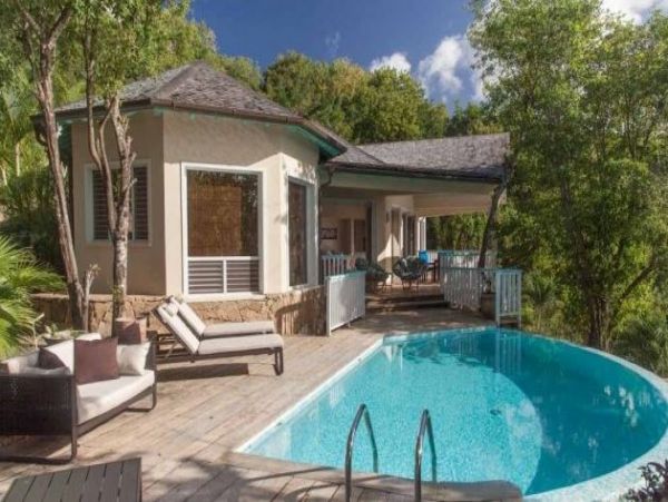 Antigua Barbuda Home 1003089
