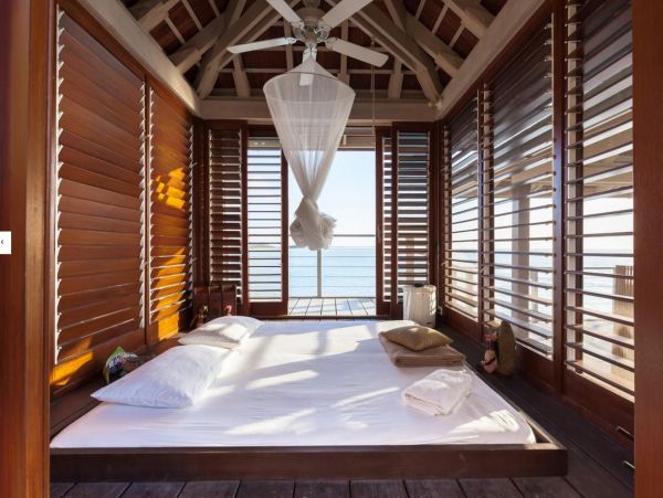 Antigua Barbuda Home 1003090