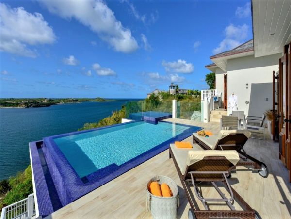 Antigua Barbuda Home 1003091
