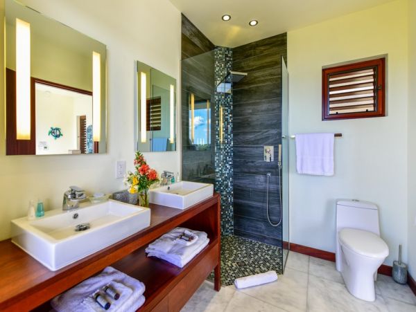 Antigua Barbuda Home 1003091