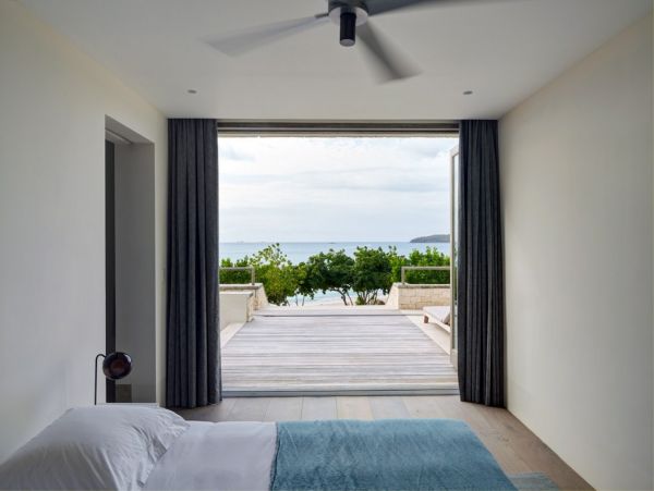 Antigua Barbuda Home 1003092