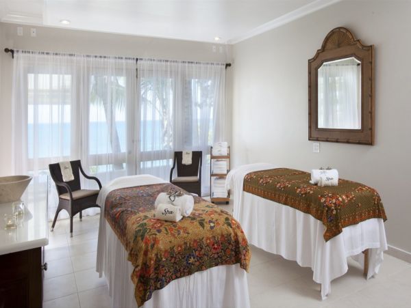 Antigua Barbuda Home 1003093