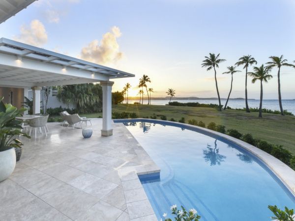 Antigua Barbuda Home 1003094