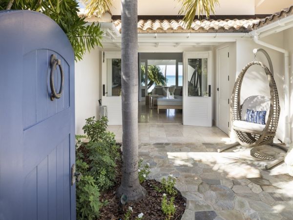 Antigua Barbuda Home 1003094